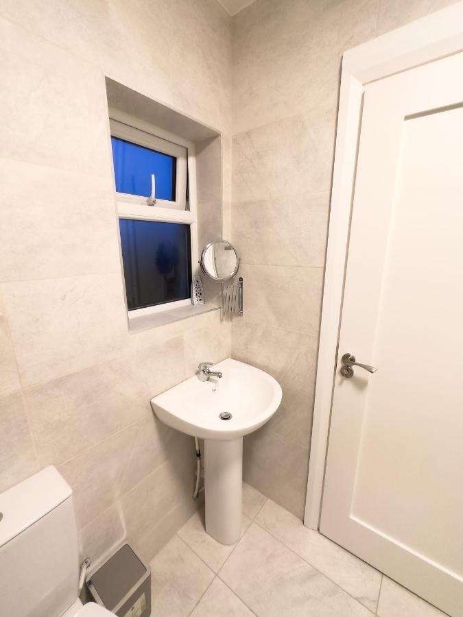 Entire Cozy Guest House Galway Exterior foto